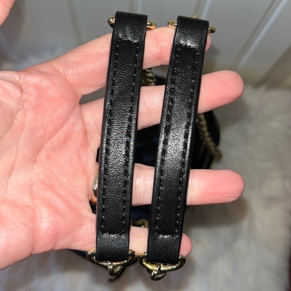 Talbots Classic classic black quilted leather adjustable chain strap purse - Picture 10 of 15
